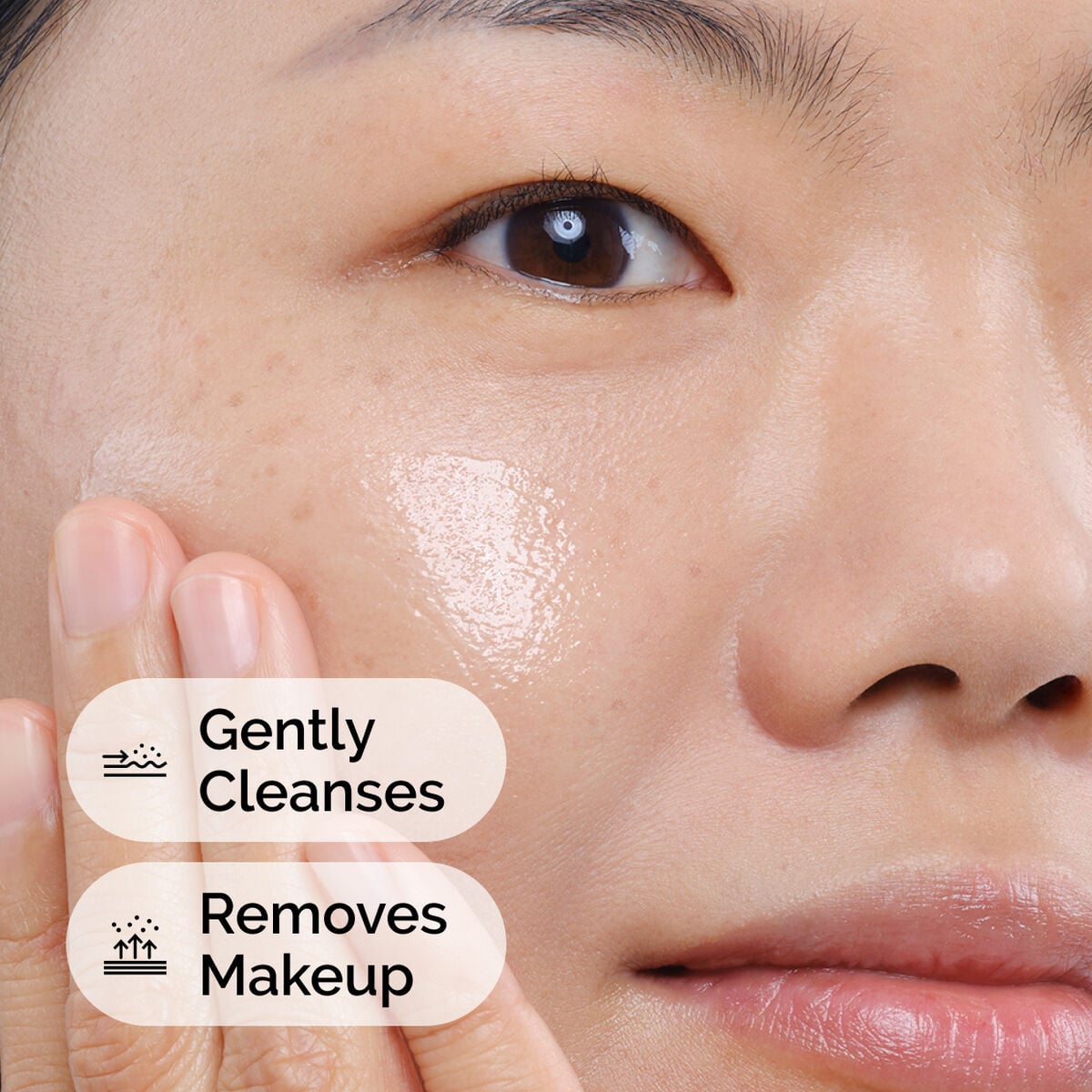 squalane-cleanser-g3 ord-squalane-cleanser-model-application-with-benefits.jpg